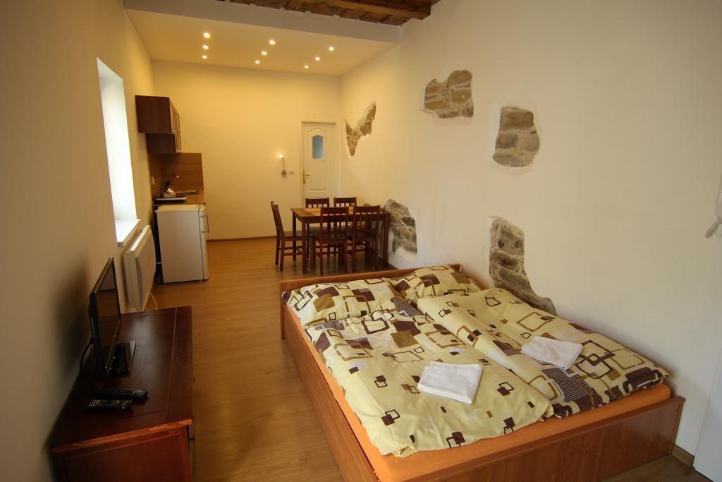Apartment Ostružná Ruang foto